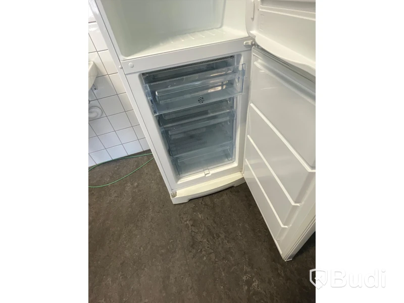 Kyl och frys Electrolux INSPIRE ERB32400W8