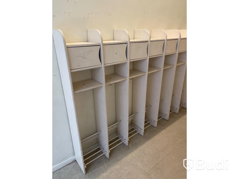 9st Klädhängare 44st platser