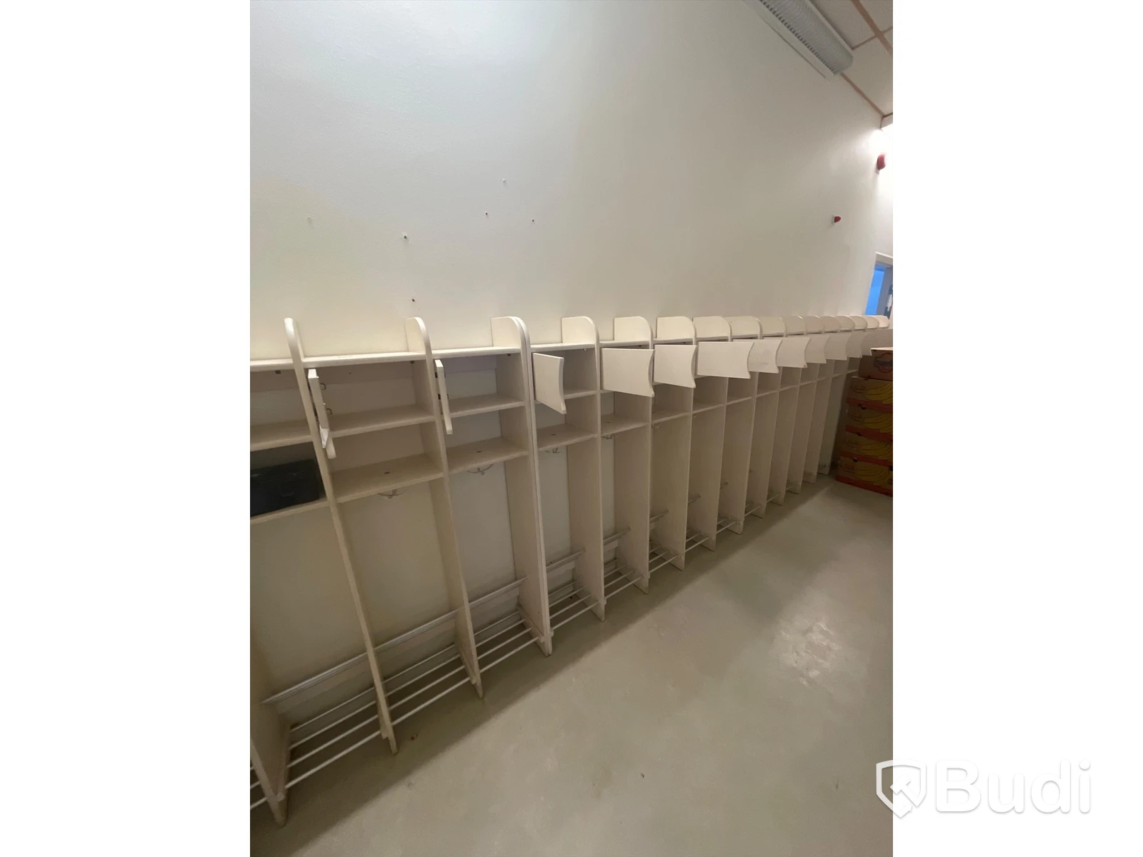 Klädförvaring 9st med 39 platser