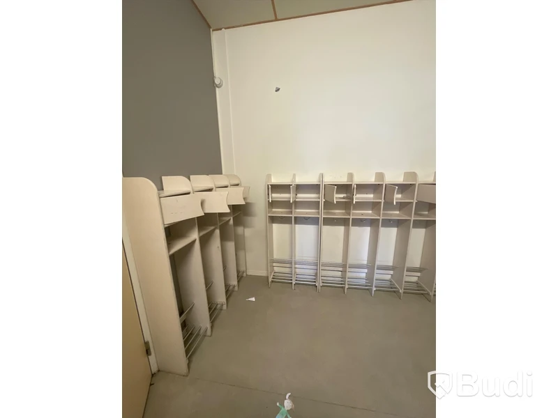 Klädförvaring 9st med 39 platser