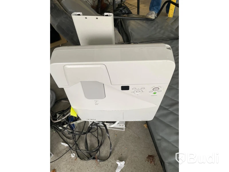 Projektor NEC UM280X