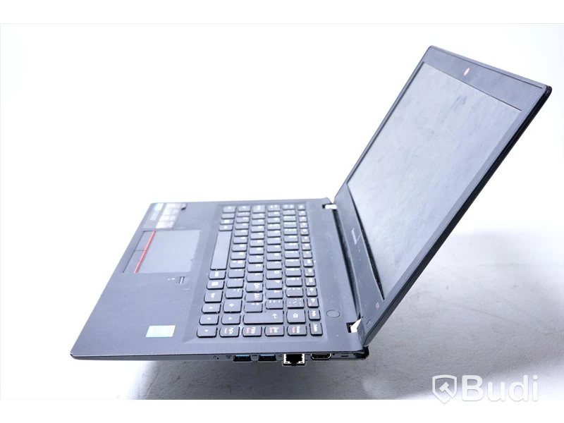 Dator - Lenovo Thinkpad E31-70, saknar OS och laddare. Inkl. väska. OBS! Defekt