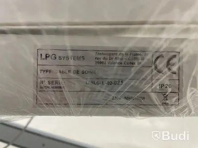 Behandlingssäng, massagebänk i vit läder, LPG