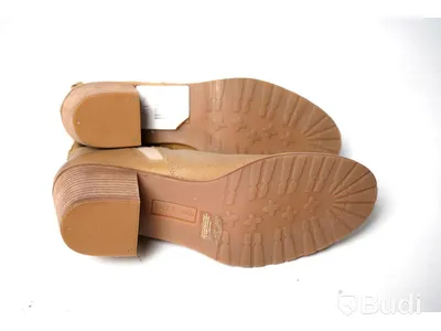 Stövlar i skinn - She store Boots Sandra Taupe, strl 40, ca Nypris 1199 kr (Obs! Olika nyans på skorna pga blekta)