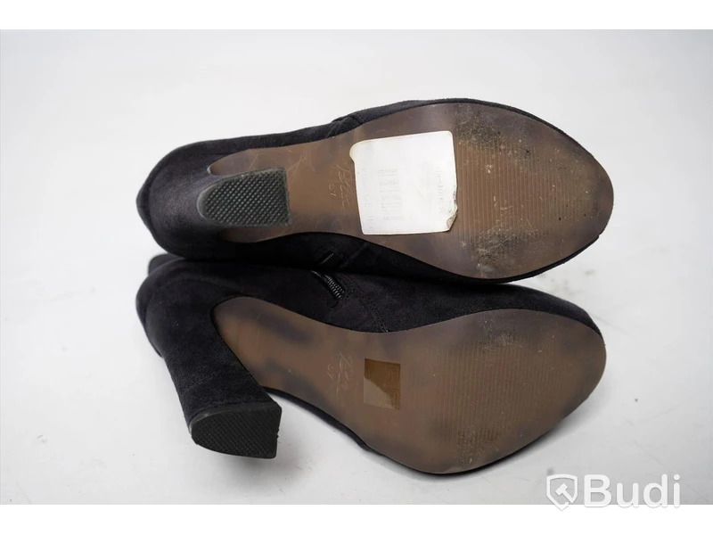 Stövlett - She store 1 Done Shoes Black Blink strl 37, Nypris 659 kr