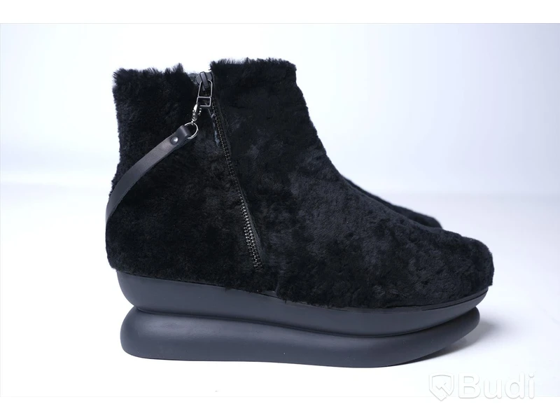 Skor med dragkedja - Gram 503g Black Shearling, strl 36, Nypris ca: 1200 kr