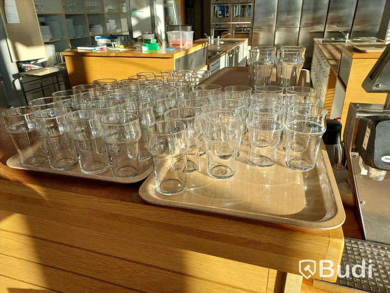 Glas, rödvin, vitvin, champangne, dryckesglas