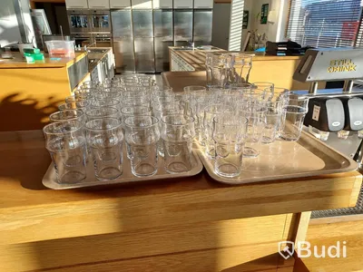 Glas, rödvin, vitvin, champangne, dryckesglas