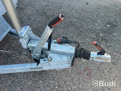 Personalvagn Vezeko 1300 kg, -2019