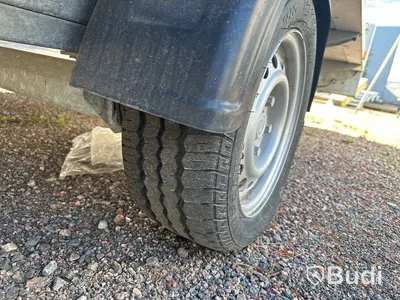 Personalvagn Vezeko 1300 kg, -2019
