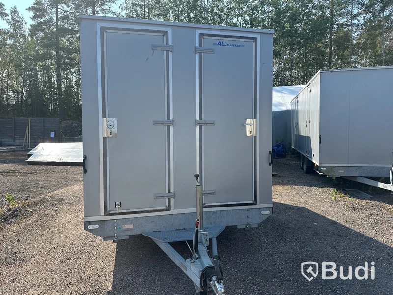Personalvagn Vezeko 1300 kg, -2019