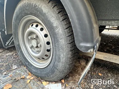 Personalvagn Vezeko 2700 kg -2018