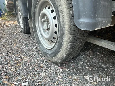 Personalvagn Vezeko 2700 kg -2018