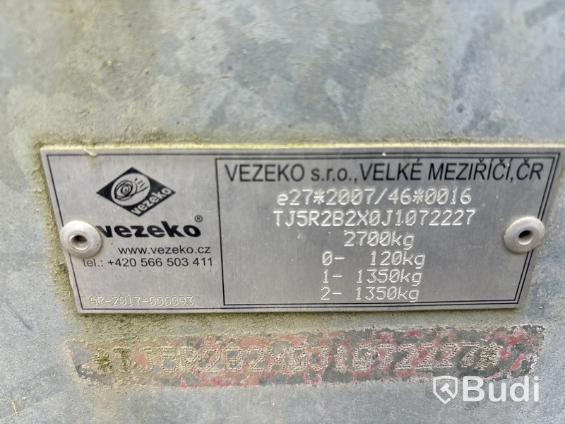 Personalvagn Vezeko 2700 kg -2018