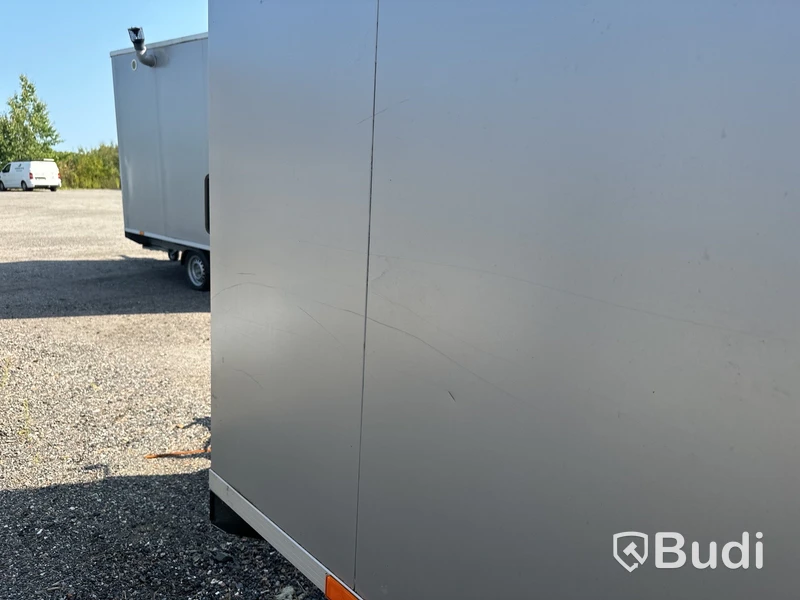 Personalvagn Vezeko 1300 kg, -2017