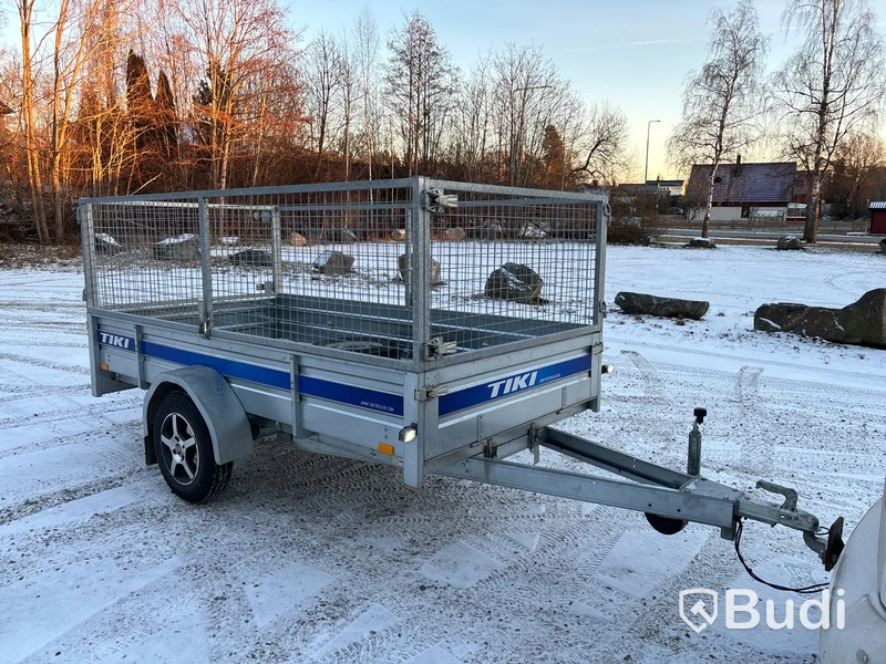 Tippbar släpvagn med grindar, Tiki CS275-R, -2021