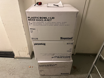 Salladsskål + lock M001 100 cl R-PET engångs 3 kartonger om 300 st  Tingstad 
