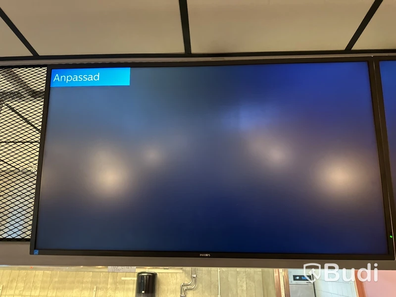 1 st Display 43 tum Philips årsmodell 2023  endast 1 st display fungerar