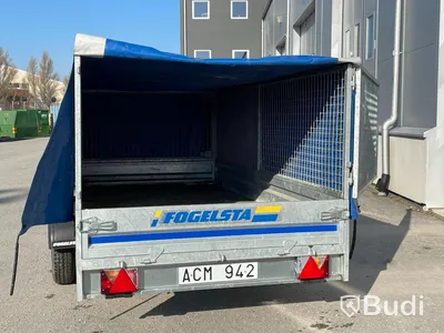 Släp Thule D1000 gallersläp med kapell från 2011
