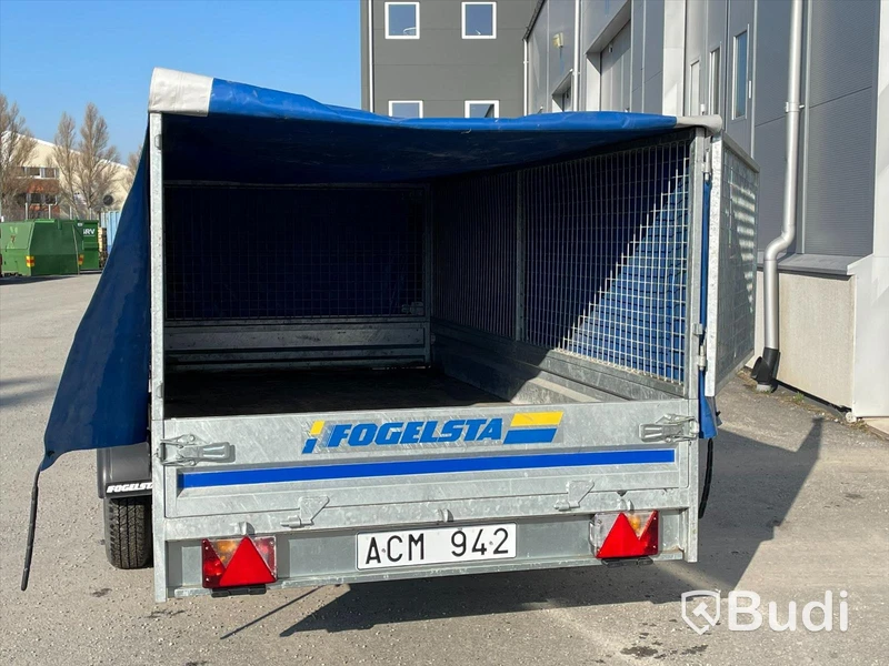 Släp Thule D1000 gallersläp med kapell från 2011