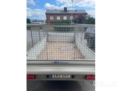 Släpvagn Vezeko R2b1x, sommar- och vinterdäck med galler