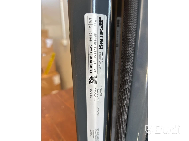 Inbyggnadsugn Smeg SFP6101TVSSK1