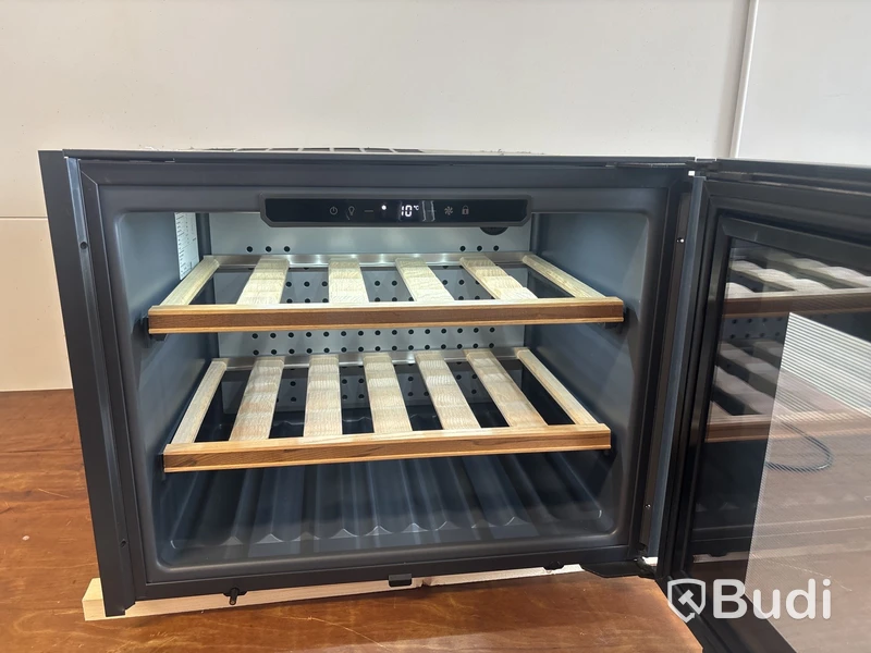 Vinkylare Smeg Linea Silver CVI121S3