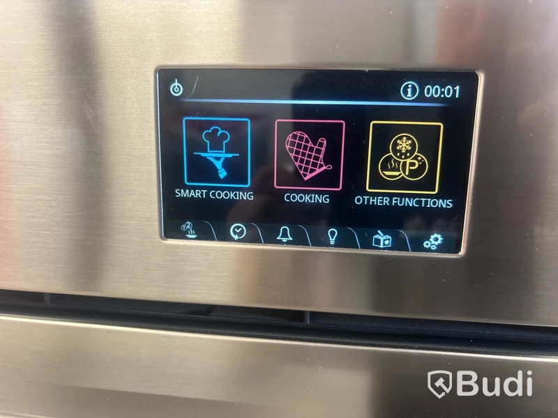 Inbyggnadsugn med mikro Smeg SO6303APX