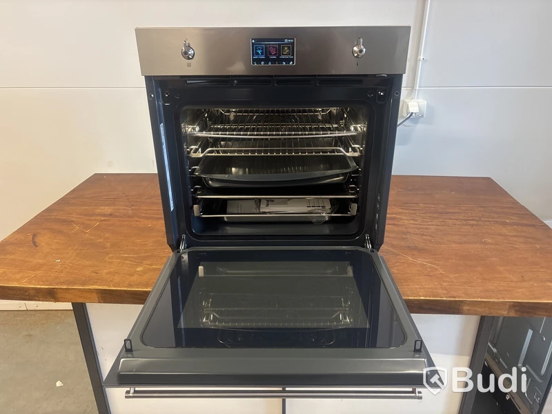 Inbyggnadsugn med mikro Smeg SO6303APX