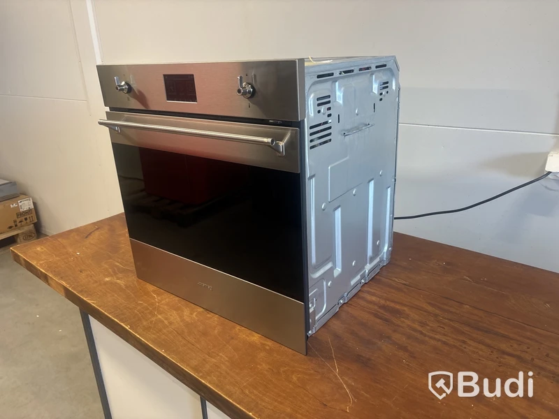 Inbyggnadsugn med mikro Smeg SO6303APX
