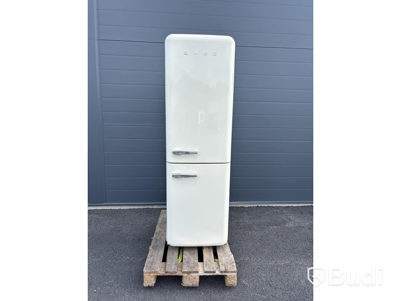 Kyl/frys SMEG FAB32RCR5