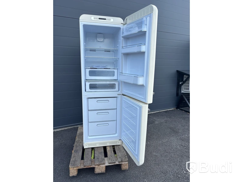 Kyl/frys SMEG FAB32RCR5