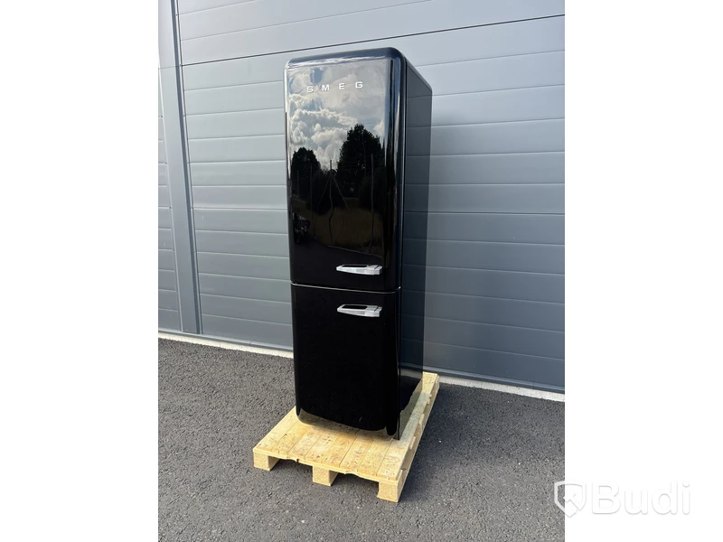 Kyl/frys SMEG FAB32LBL5