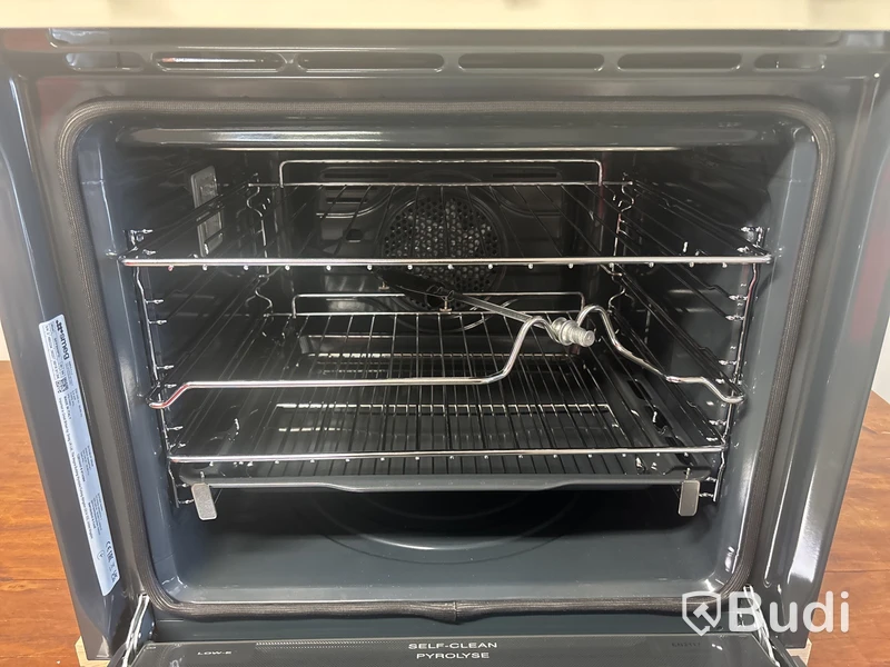 Inbyggnadsugn SMEG SFP805PO