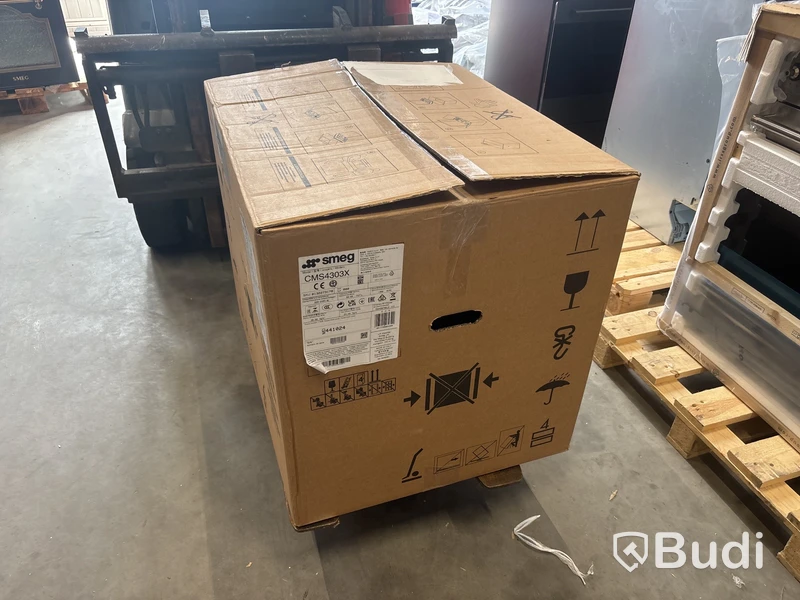 Kaffemaskin SMEG CMS4303X