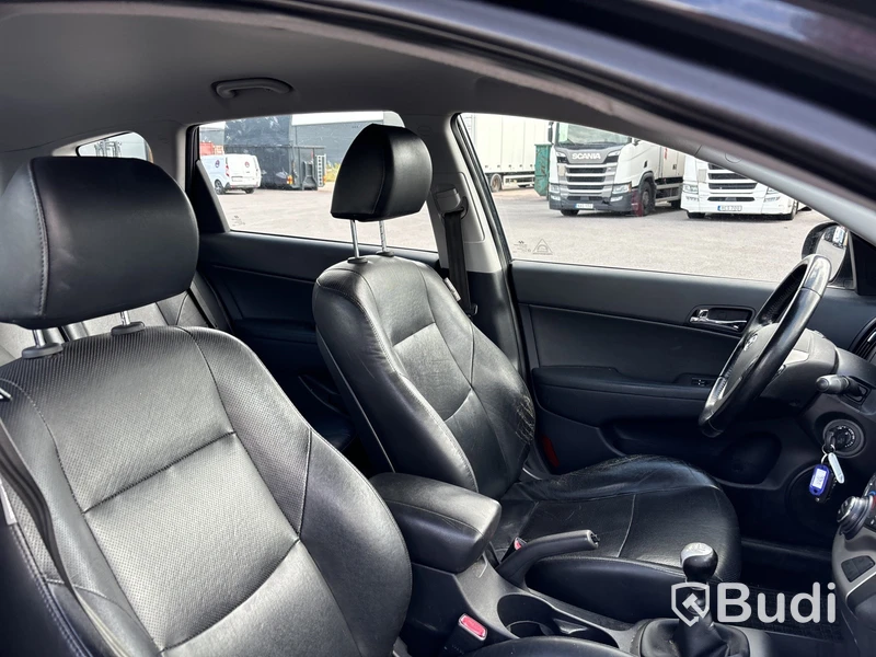 Hyundai i30 1.6 CRDi Kombi (128hk) -2009