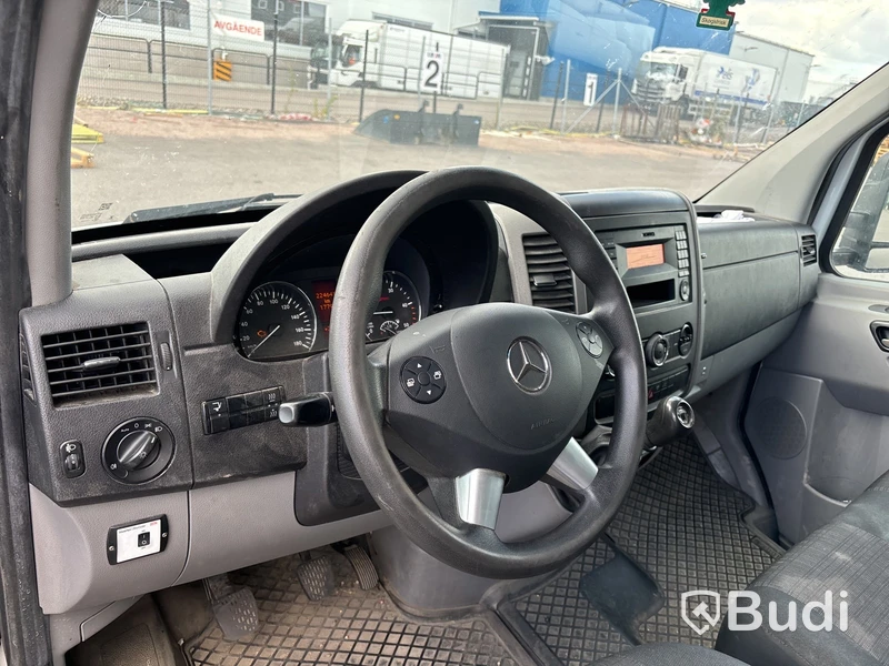 Kylbil Mercedes-Benz Sprinter 316 CDI med bakgavellyft (163hk) -2016 - EXPORT