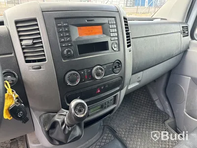Kylbil Mercedes-Benz Sprinter 316 CDI med bakgavellyft (163hk) -2016 - EXPORT