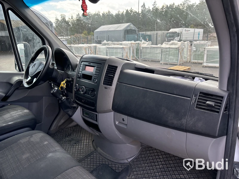 Kylbil Mercedes-Benz Sprinter 316 CDI med bakgavellyft (163hk) -2016 - EXPORT