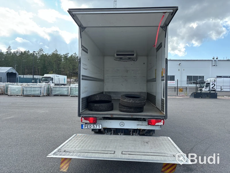 Kylbil Mercedes-Benz Sprinter 316 CDI med bakgavellyft (163hk) -2016 - EXPORT