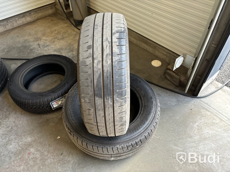 2 st däck Pirelli 225/65 R16C
