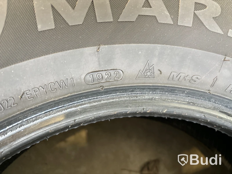 2 st däck Marshal 205/75 R16C