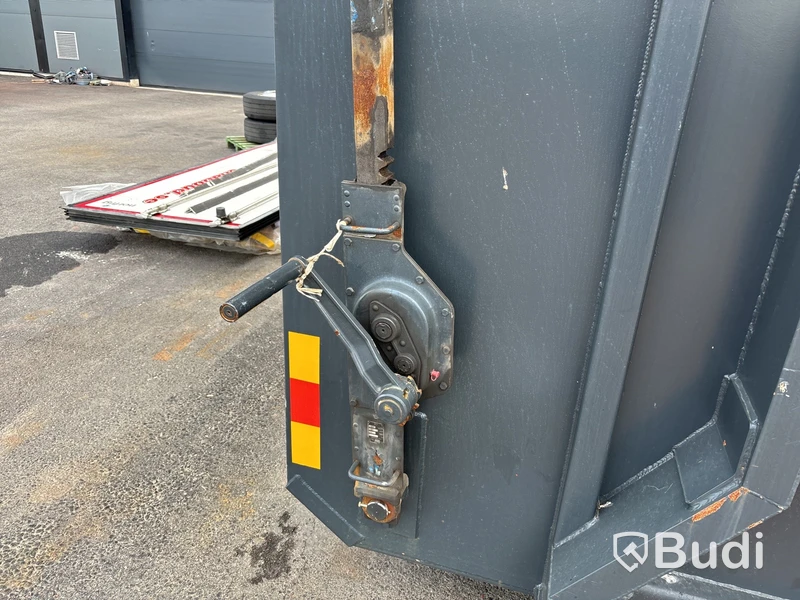Lastväxlarcontainer med lock