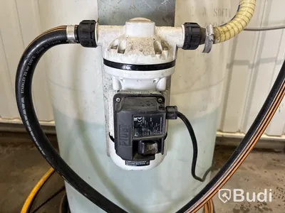 Avfettning med pump samt slangvinda.