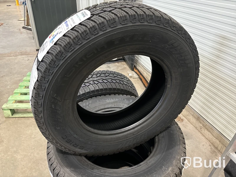 6 st däck Nokian 205/75 R16C (Nya)