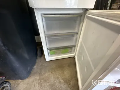 Samsung kylskåp och frys.