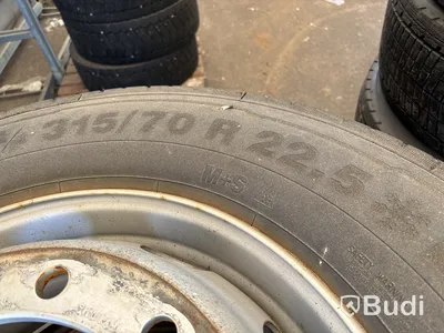 4 st lastbilshjul 315/70 R 22,5
