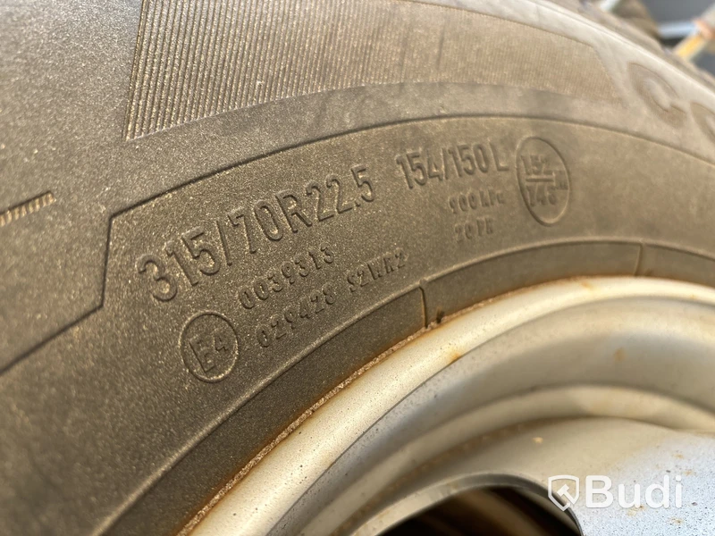 4 st lastbilshjul 315/70 R 22,5