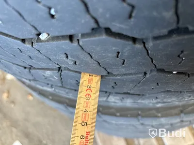 4 st lastbilshjul 315/70 R 22,5