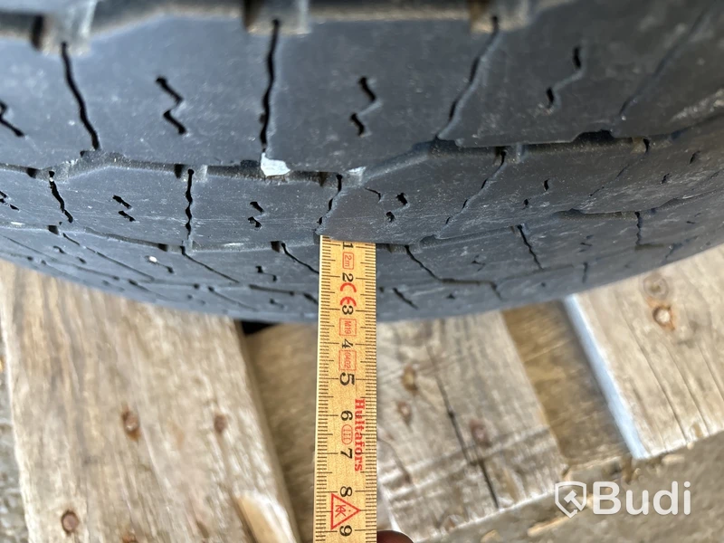 4 st lastbilshjul 315/70 R 22,5